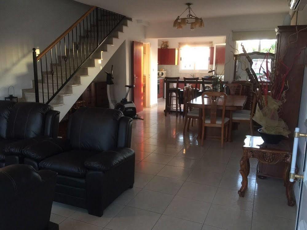 הוילה Emba Nikoleta House מראה חיצוני תמונה
