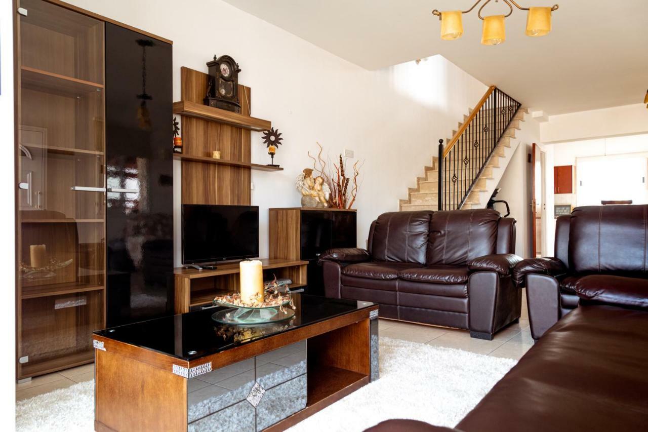 הוילה Emba Nikoleta House מראה חיצוני תמונה